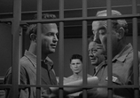Сцена из фильма Большой дом / Big House, U.S.A. (1955) 