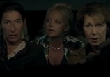 Сцена из фильма Четыре женщины и одни похороны / Vier Frauen und ein Todesfall (2005) 