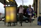 Сцена из фильма Несносная бабуля / Jackass Presents: Bad Grandpa .5 (2014) Несносная бабуля сцена 11
