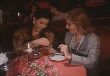 Сцена из фильма Запах страсти / La strana voglia (1991) Запах страсти сцена 12