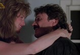 Сцена из фильма Любовные преступления / Love Crimes (1992) 