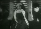 Фильм Девушка с коробкой (1927) - cцена 3