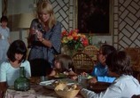 Сцена из фильма Осторожно, смотрят дети / Attention, les enfants regardent (1978) 