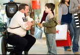 Сцена из фильма Шопо-коп / Paul Blart: Mall Cop (2009) Герой супермаркета