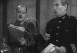 Сцена из фильма Спросите у полицейского / Ask a Policeman (1939) 