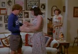 Фильм Хорошие девочки не взрываются / Nice Girls Don't Explode (1987) - cцена 1
