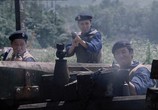Сцена из фильма Охотники на дьявола / Lie mo qun ying (1989) Охотники на дьявола / Красный отряд 3 сцена 2
