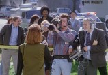 Сцена из фильма Служить и защищать / To Protect and Serve (1992) Служить и защищать сцена 10