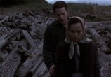 Сцена из фильма Заснеженные кедры / Snow Falling on Cedars (1999) Заснеженные кедры сцена 13