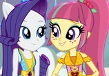 Мультфильм Мой маленький пони: Девочки из Эквестрии - Волшебная ночь кино / My Little Pony: Equestria Girls Specials - Magical Movie Night (2017) - cцена 3