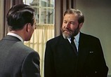 Сцена из фильма Доктор на свободе / Doctor at Large (1957) Доктор на свободе сцена 2