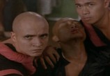 Сцена из фильма Король Кикбоксеров 2 : Американский Шаолинь / The King of the Kickboxers 2 : American Shaolin (1992) Король Кикбоксеров 2 : Американский Шаолинь сцена 3