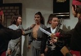 Сцена из фильма Пять боевых машин Шаолиня / Jin bei tong (1979) Пять боевых машин Шаолиня сцена 3