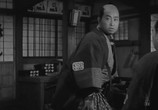 Сцена из фильма Араки Матаэмон: Дуэль на перекрестке у лавки ключей / Araki Mataemon: Kettô kagiya no tsuji (1952) 