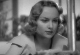 Фильм Руки на столе / Hands Across the Table (1935) - cцена 6