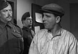 Сцена из фильма Мистер Питкин в тылу врага / The Square Peg (1959) Мистер Питкин в тылу врага сцена 4