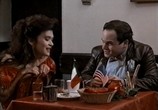 Сцена из фильма Хорошенький мужчина / I Don't Buy Kisses Anymore (1992) Хорошенький мужчина сцена 6