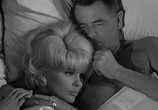 Фильм Денежная ловушка / The Money Trap (1965) - cцена 1
