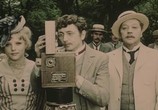 Сцена из фильма Великолепные мужчины с кинокамерой / Bájecní muzi s klikou (1979) Великолепные мужчины с кинокамерой сцена 17
