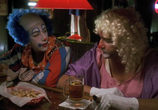 Сцена из фильма Клоун Шейкс / Shakes the Clown (1991) 