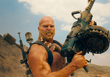 Сцена из фильма Безумный Макс: Дорога ярости / Mad Max: Fury Road (2015) 