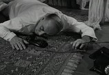 Фильм Очаровательная идиотка / Une ravissante idiote (1964) - cцена 2