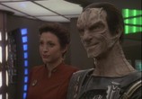 Сериал Звездный путь: Дальний космос 9 / Star Trek: Deep Space Nine (1993) - cцена 8