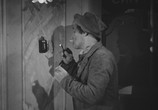 Сцена из фильма Убийца живет в доме... №21 / L'assassin habite... au 21 (1942) Убийца живет в доме... №21 сцена 1