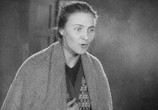 Сцена из фильма Одна (1931) 