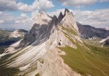 Сцена из фильма Альпы / The Alps (2018) Альпы сцена 2