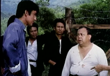 Сцена из фильма Поражение злобных тигров / Lao hu sha xing (1976) 