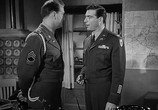 Сцена из фильма Дипкурьер / Diplomatic Courier (1952) Дипкурьер сцена 6