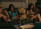 Сцена из фильма Третий лишний / Ted (2012) 