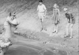 Сцена из фильма Чудовище Хайгейтских прудов / The Monster of Highgate Ponds (1961) Чудовище Хайгейтских прудов сцена 1