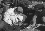 Сцена из фильма Человек с крестом / L'uomo dalla croce (1943) 