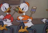 Сцена из фильма Дональд Дак - Большая Коллекция [36 серий] / Donald and Pluto (1936) Дональд Дак - Большая Коллекция [36 серий] сцена 3