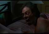 Сцена из фильма Страшный покойник  / Scared Stiff (1987) Страшный покойник / Страшная находка сцена 11