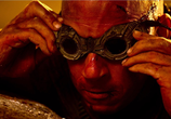 Сцена из фильма Риддик / Riddick (2013) 