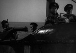 Сцена из фильма Погружаемся на рассвете (Ночное погружение) / We Dive at Dawn (1943) 