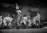 Сцена из фильма Турне великих князей / La tournée des grands Ducs (1953) Турне великих князей сцена 4