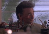 Фильм Коломбо: Убийство, туман и призраки / Columbo: Murder, Smoke and Shadows (1989) - cцена 2