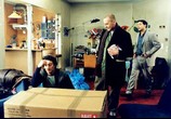 Сцена из фильма Коробка / Le carton (2005) 