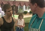 Сцена из фильма Луговые собачки / Lawn Dogs (1997) Луговые собачки сцена 2