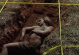 Сцена из фильма Мёртвое поле / The Killing Field (2014) Мёртвое поле сцена 11
