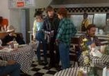 Сцена из фильма Зубастики 2: Основное блюдо / Critters 2: The Main Course (1988) Зубастики 2: Основное блюдо