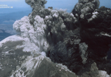 Сцена из фильма Самое смертоносное извержение вулкана в истории Америки / America's Deadliest Volcano Disaster (2020) 