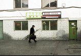 Сцена из фильма 12:08 к Востоку от Бухареста / A fost sau n-a fost? (2006) 12:08 к Востоку от Бухареста