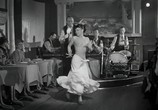 Сцена из фильма Турне великих князей / La tournée des grands Ducs (1953) Турне великих князей сцена 1