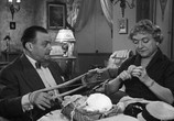 Сцена из фильма Малютки у простофили / Bebes a GoGo (1956) Малютки у простофили сцена 1