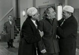 Сцена из фильма Совершенно некстати / Comme un cheveu sur la soupe (1957) Совершенно некстати сцена 4
